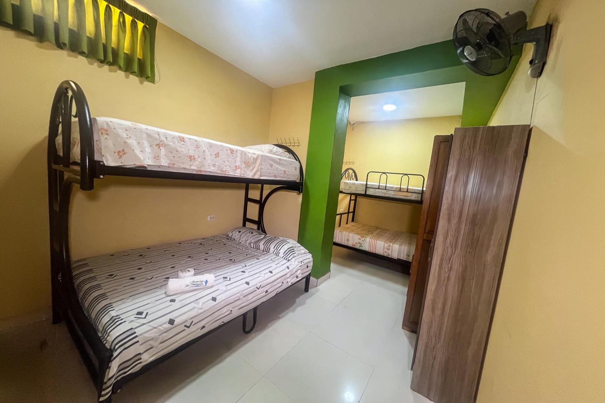 Hospedaje Las Amazonas Икитос Екстериор снимка