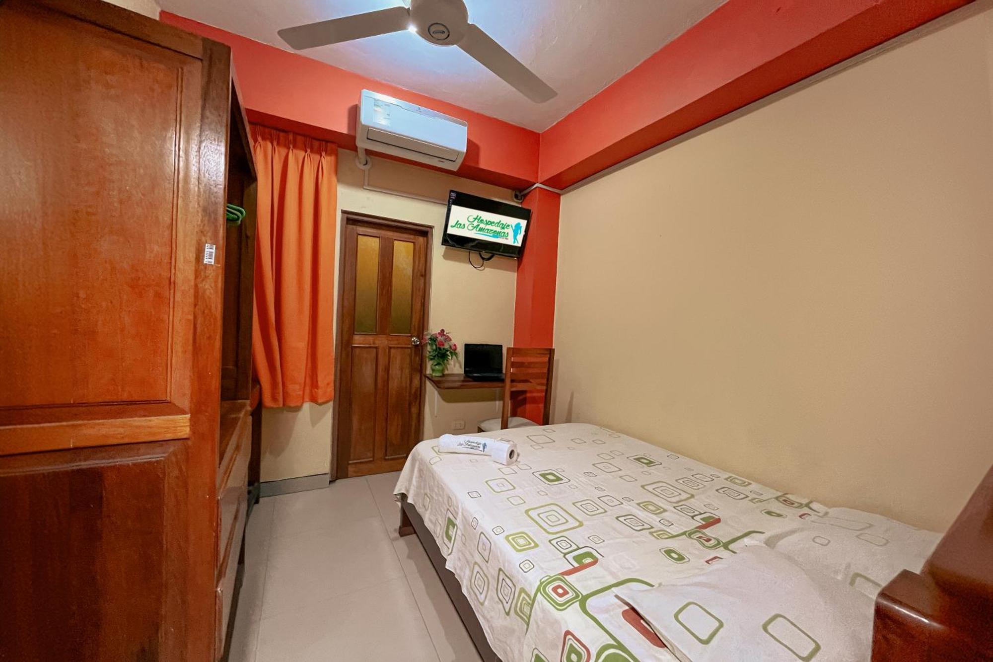 Hospedaje Las Amazonas Икитос Екстериор снимка
